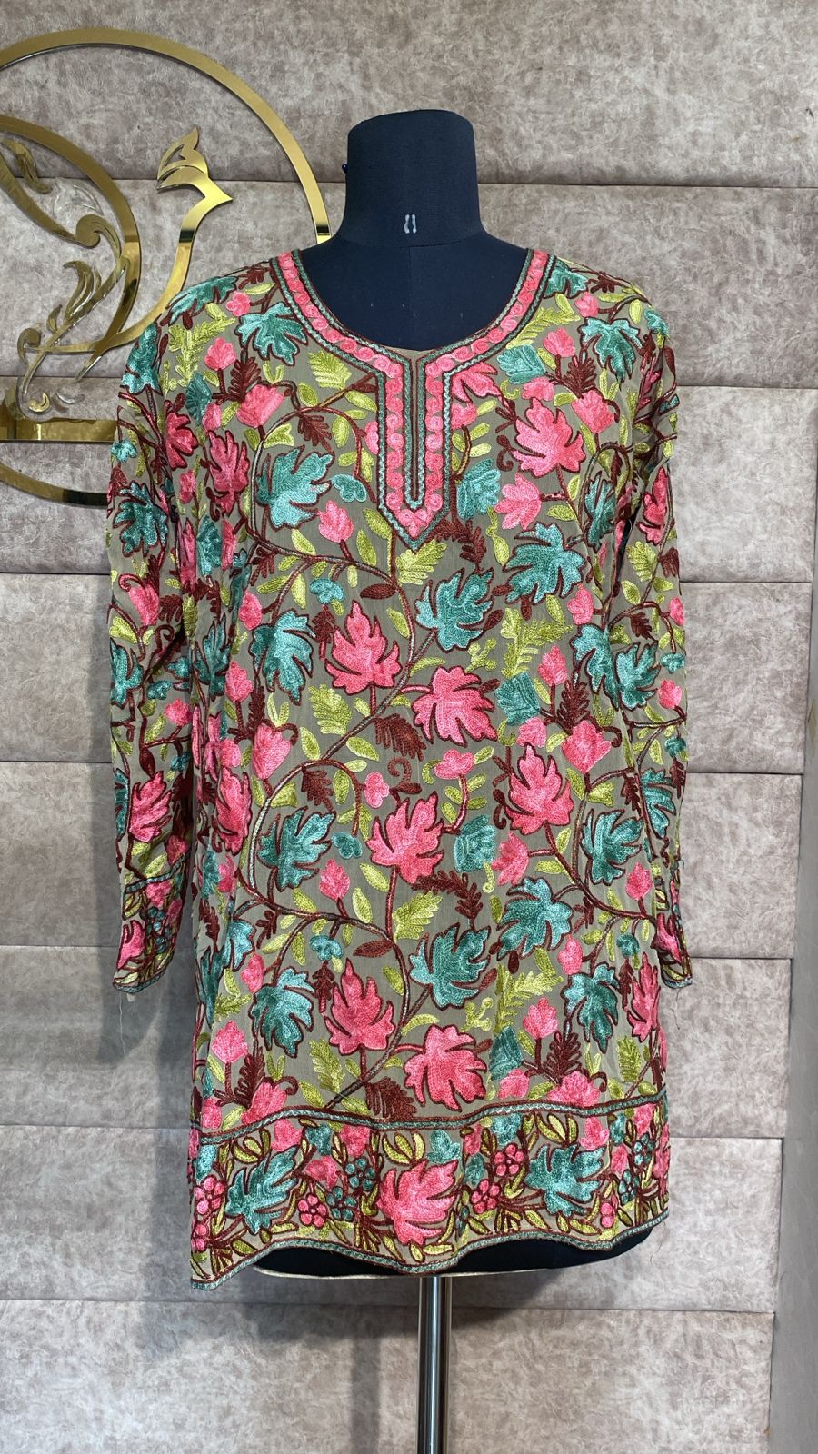 CHIKKU TOP GEORGETTE KASHMIRI AARI WORK - 30563