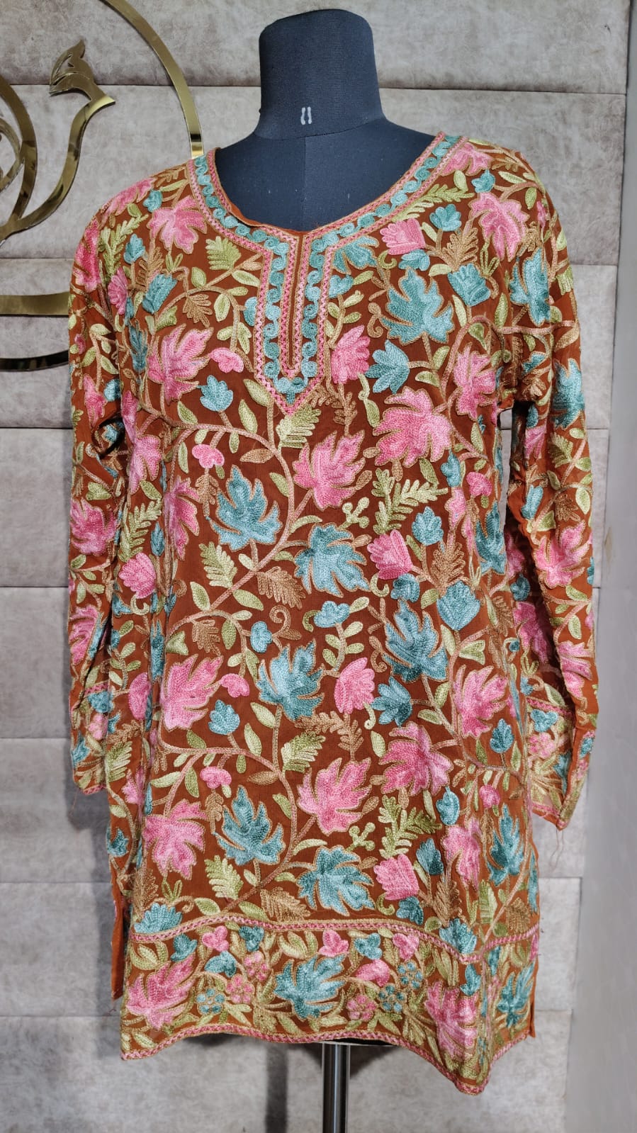 BROWN TOP GEORGETTE KASHMIRI AARI WORK - 30563