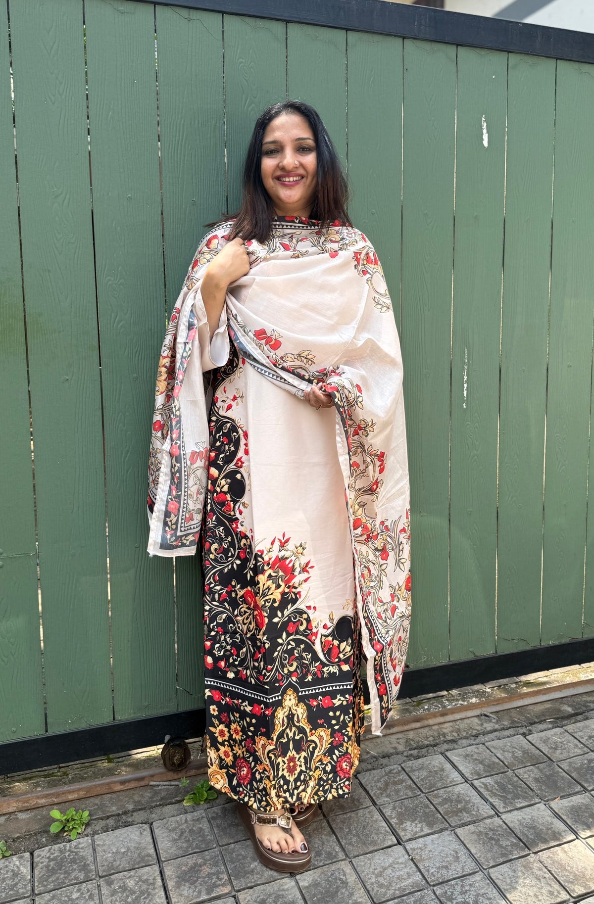 OFF WHITE-PAKISTHANI KAFTHAN SUITE -30774