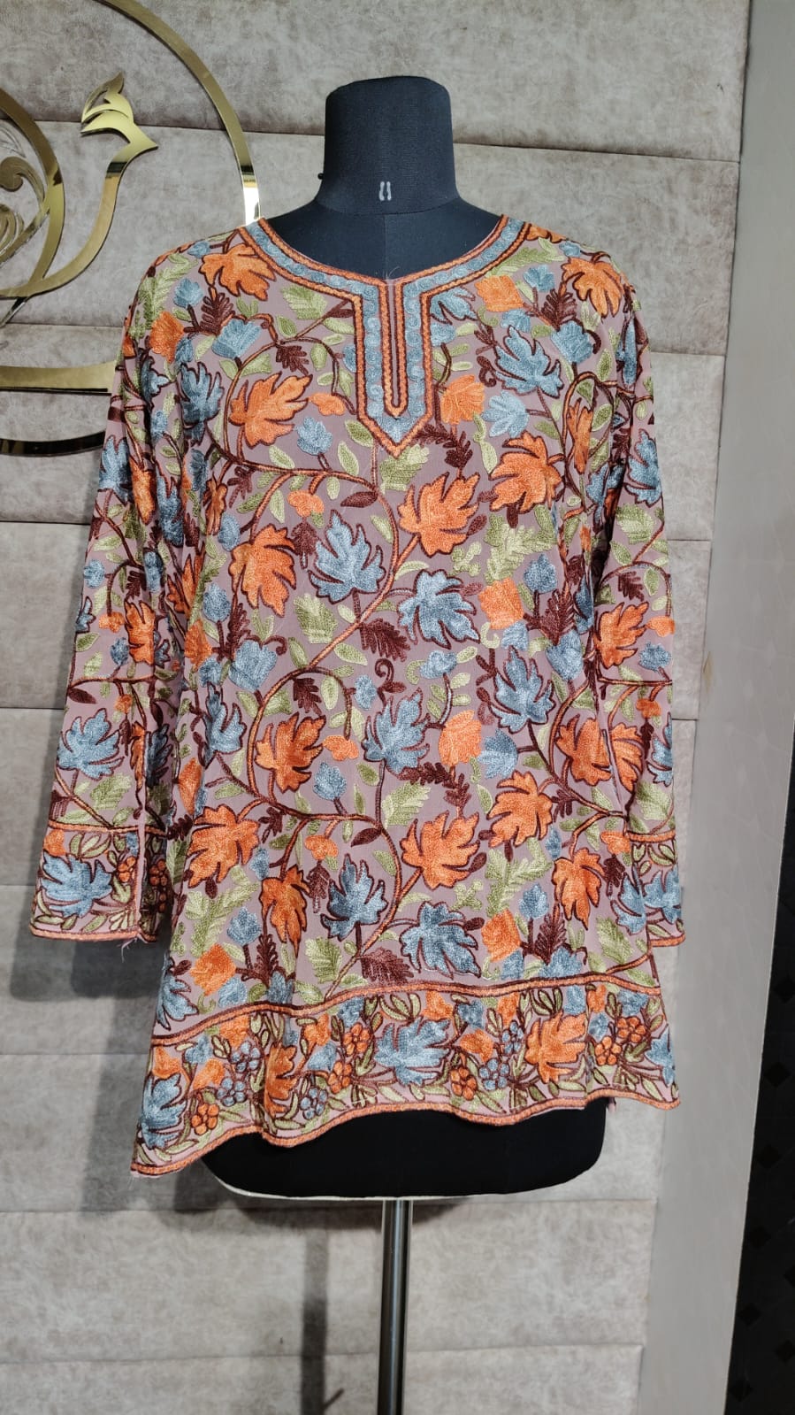 LIGHT LAVENDER AND ORANGE TOP GEORGETTE KASHMIRI AARI WORK - 30563