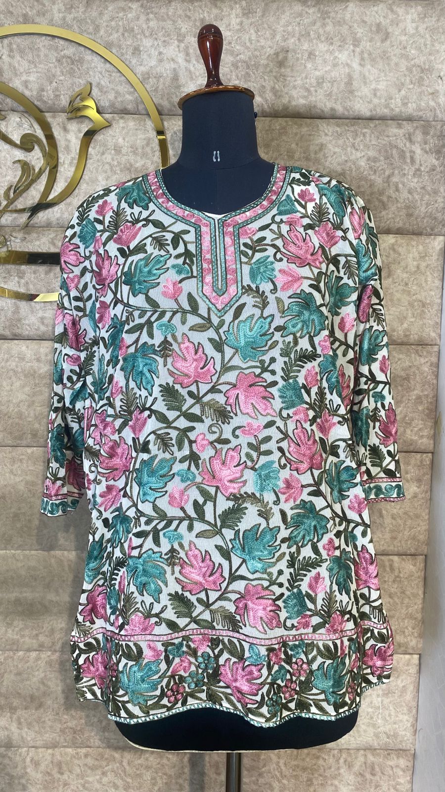 WHITE & GREEN TOP GEORGETTE KASHMIRI AARI WORK - 30631 (FREE SIZE UPTO 44")