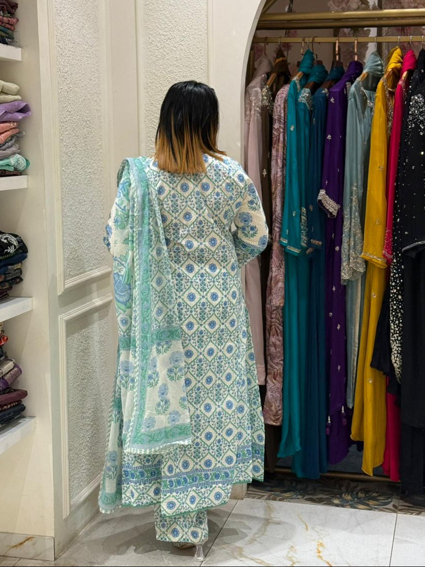 WHITE & BLUE COTTON FULL SALAR SET - 30720