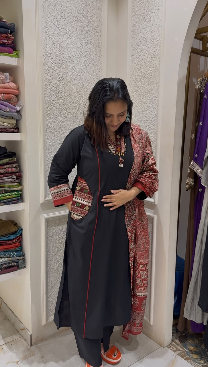 BLACK COLOUR COTTON SALWAR SET -30747