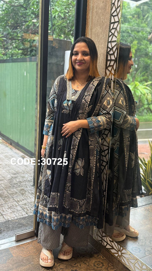 BLACK AND BLUE COTTON FULL SALWAR SET - 30725
